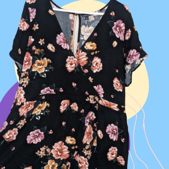 Plus Floral High-Low Romper - Picture 5 of 6